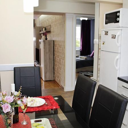 Kristi Lux Apartment Center Free Parking Fast Wifi Белград Екстериор снимка