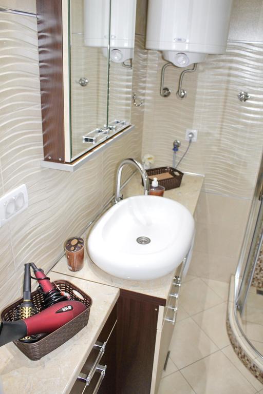 Kristi Lux Apartment Center Free Parking Fast Wifi Белград Екстериор снимка