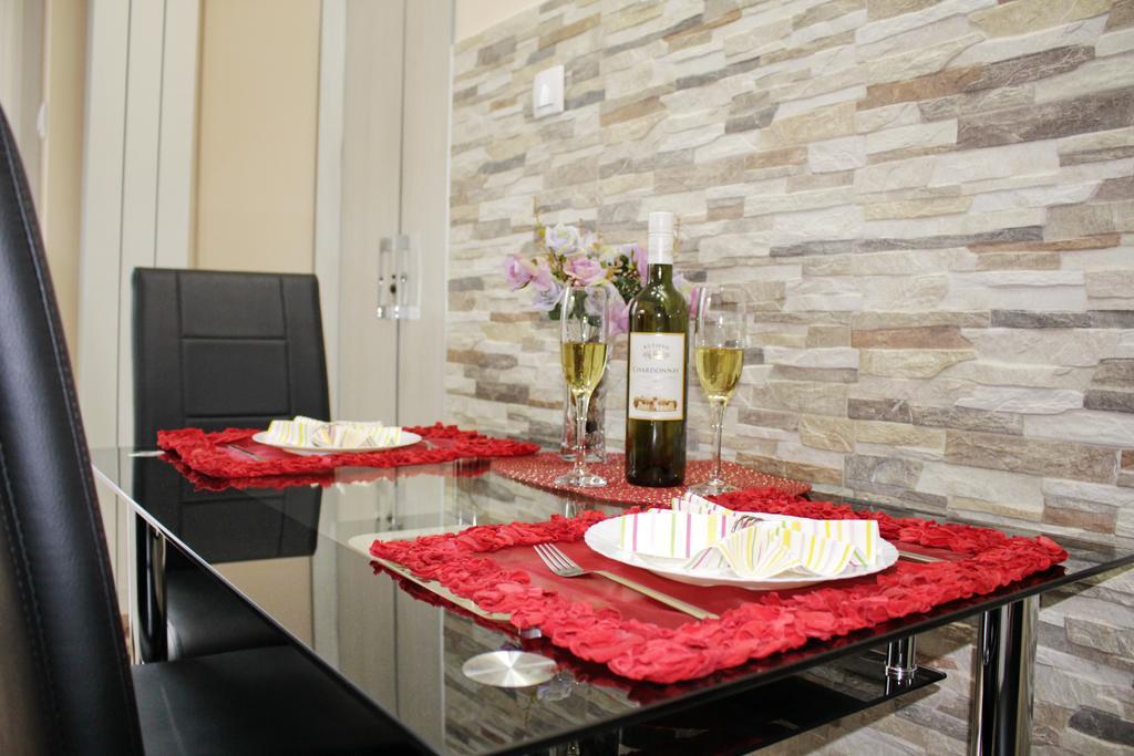 Kristi Lux Apartment Center Free Parking Fast Wifi Белград Екстериор снимка